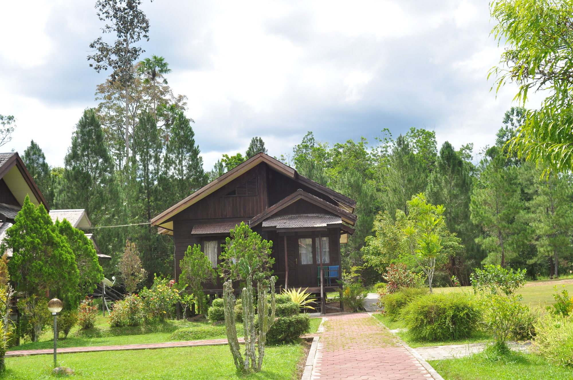 Samboja Lodge Balikpapan  Exteriör bild